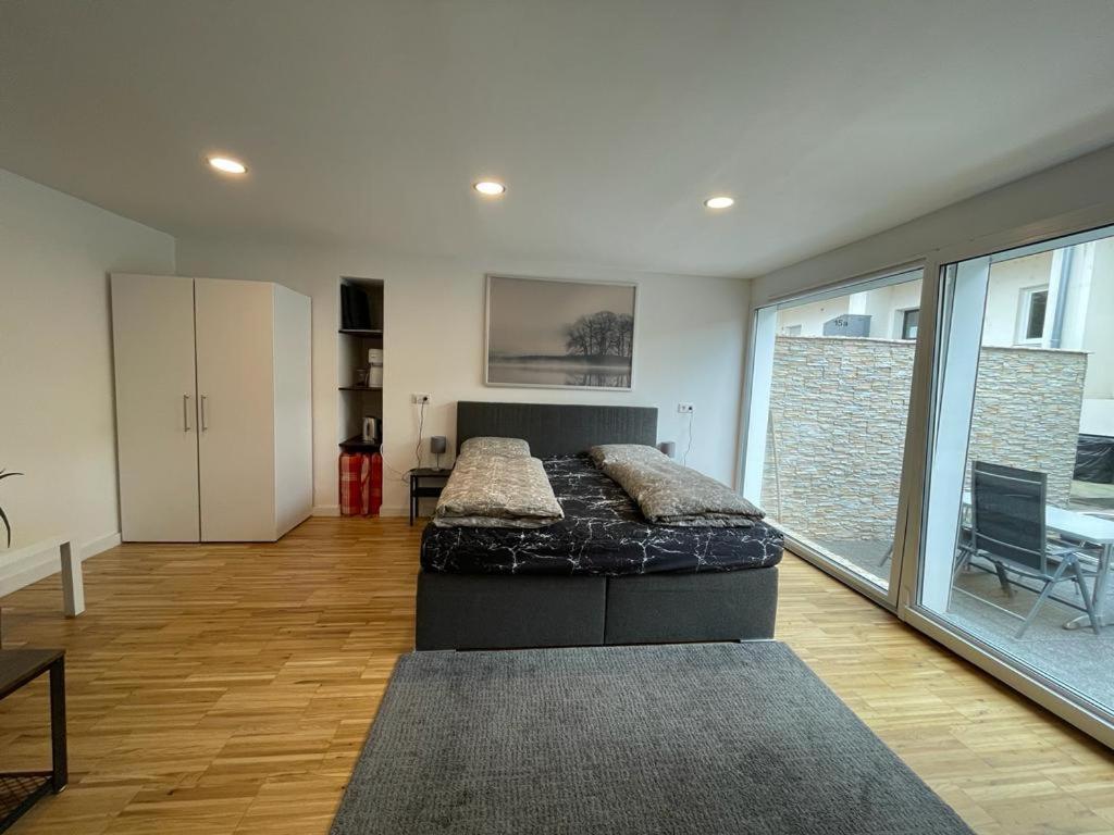 Bungalow Mit Terrasse Regensburg Eksteriør bilde